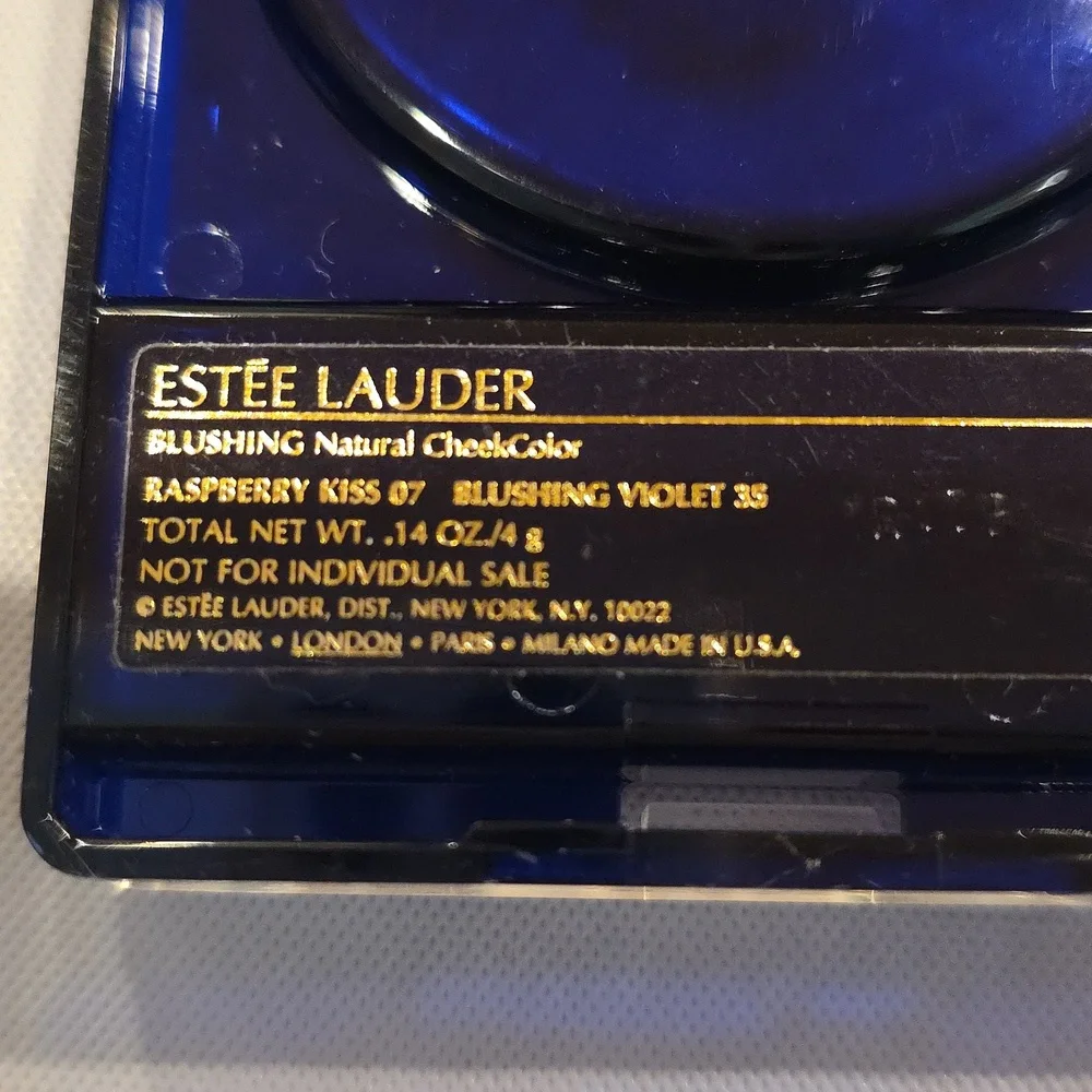 Estee Lauder‎ Blushing Natural Cheek Color Raspberry Kiss 07/Blushing Violet 35